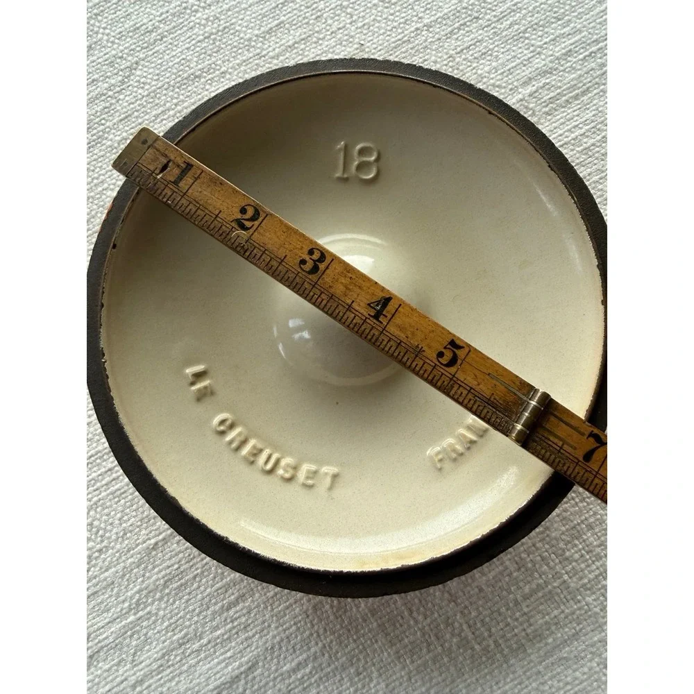 La Creuset cast-iron enamel lid #18 in flame Orange